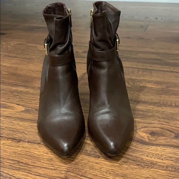 MICHAEL Michael Kors slouchy brown leather ankle boots - Picture 3 of 8